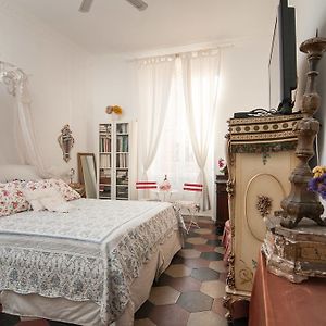Kamer met een King Size Bed